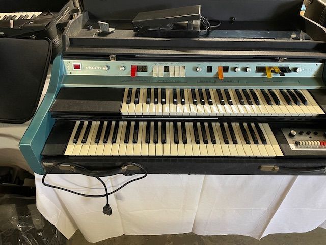 Synthétiseur Elgam Symphonie
